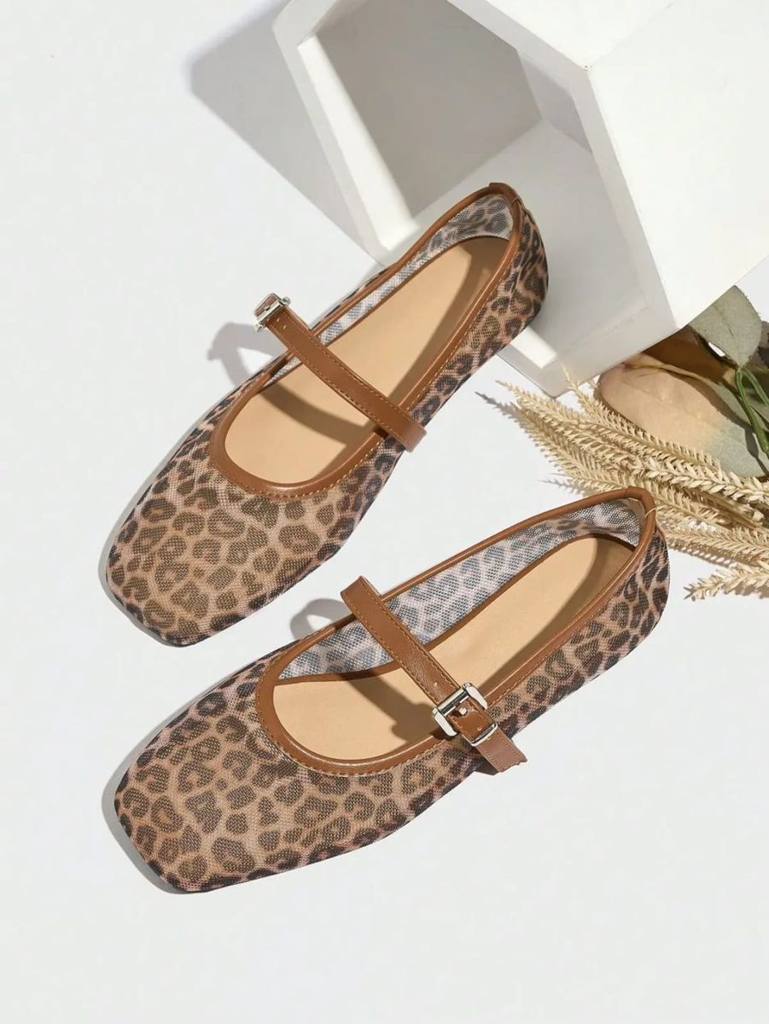[72834] Leopards Print Lace Flat Leather Belted Shoes (38)