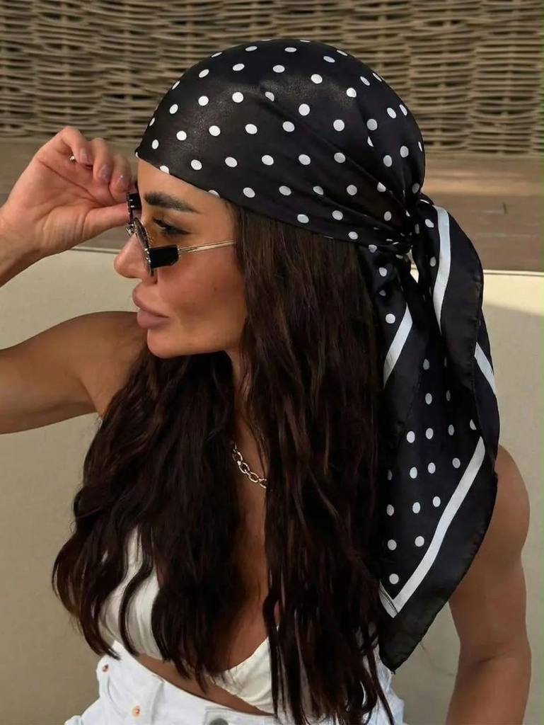 [77369] Polka Dot Bandana 26